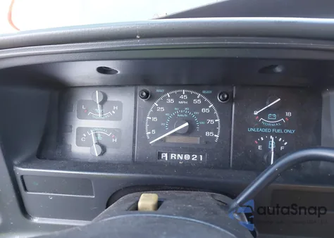 1995 Ford Econoline E350 Super Duty z USA, uszkodzony, nr VIN 1FBJS31H0SHA13070